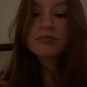 Meet your Posher, Madelyn